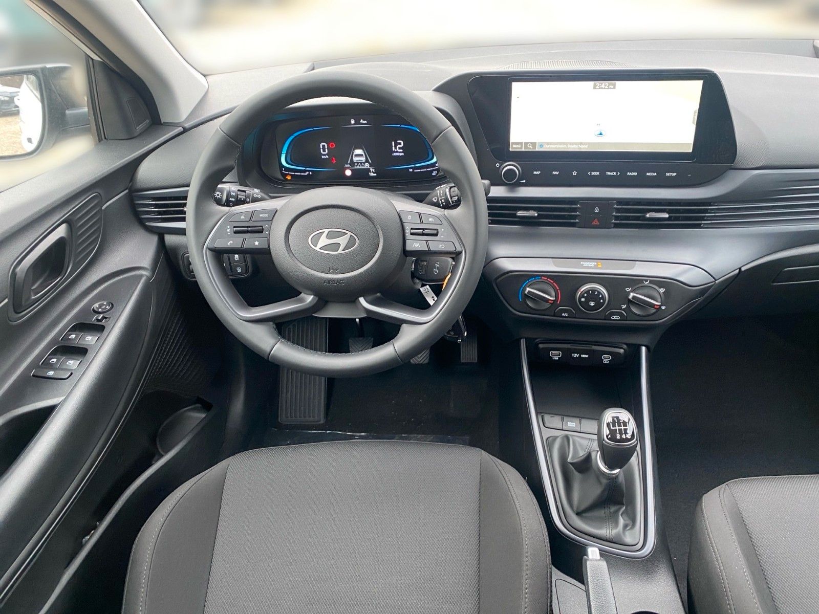 Fahrzeugabbildung Hyundai Select 1.0 T-GDI (100 PS) 6-MT 2WD Navi/Kamera