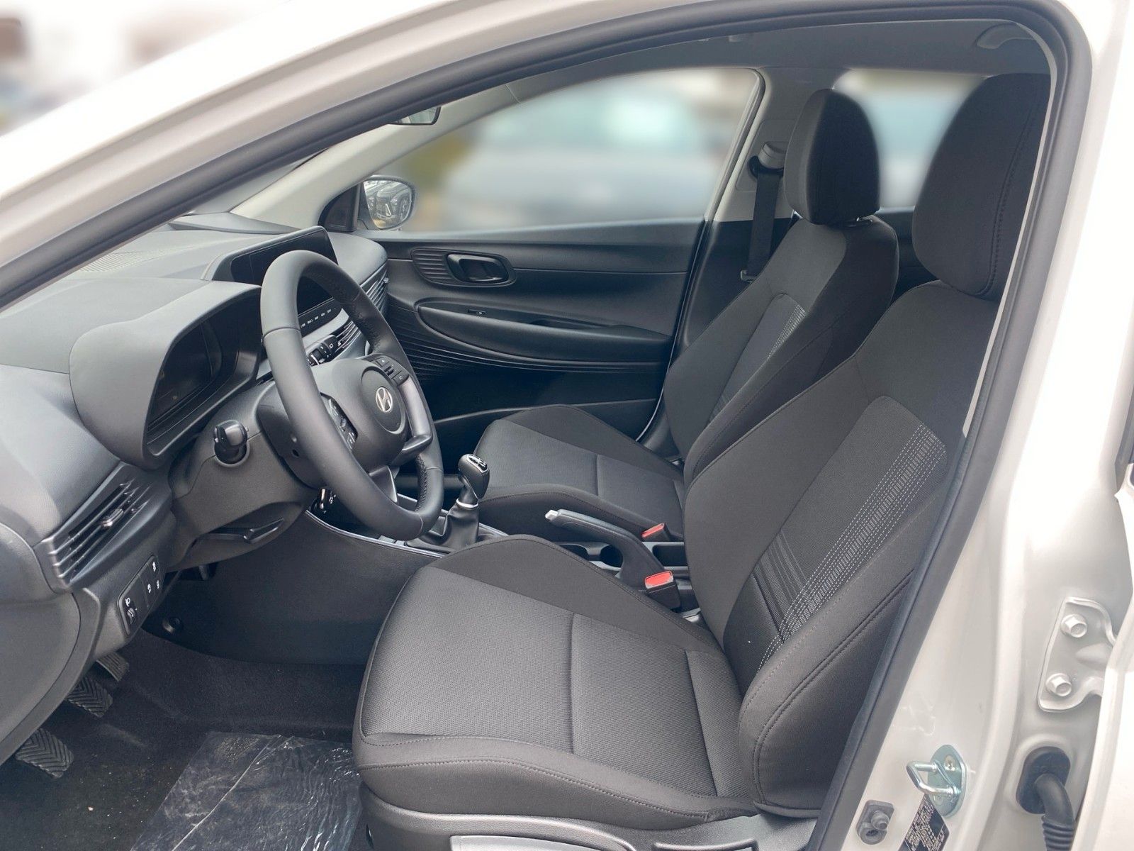 Fahrzeugabbildung Hyundai Select 1.0 T-GDI (100 PS) 6-MT 2WD Navi/Kamera