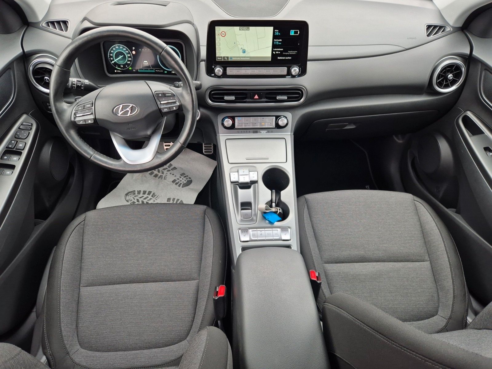 Fahrzeugabbildung Hyundai KONA Elektro Trend 100KW /Navigation/Head-up Dis