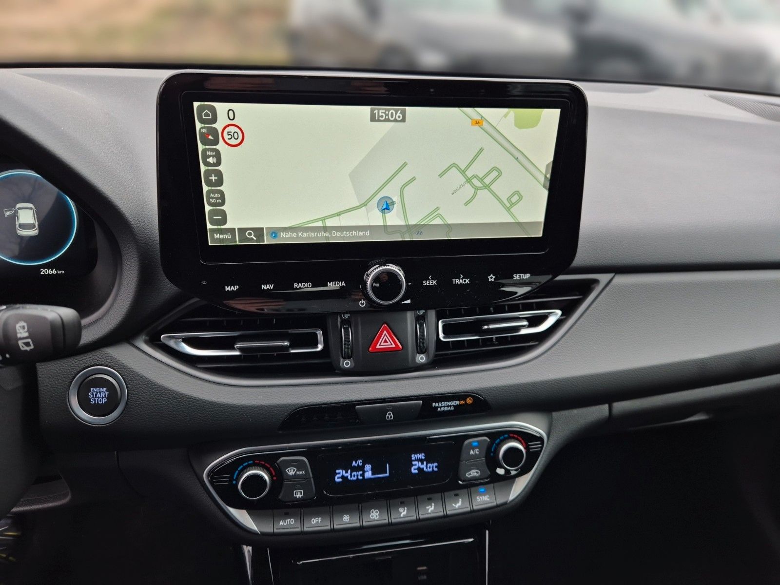 Fahrzeugabbildung Hyundai i30 Advantage + 100PS 7-DCT/LED/Navi/Sitzheizung