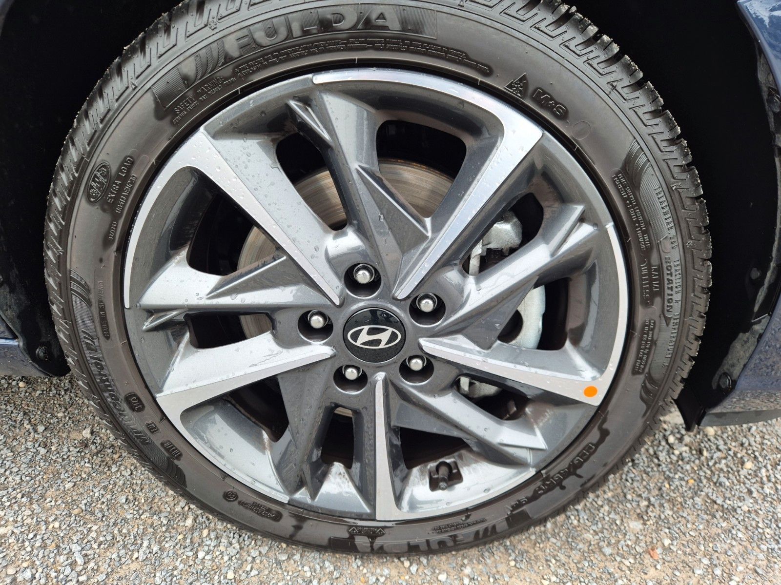 Fahrzeugabbildung Hyundai i30 Advantage + 100PS 7-DCT/LED/Navi/Sitzheizung