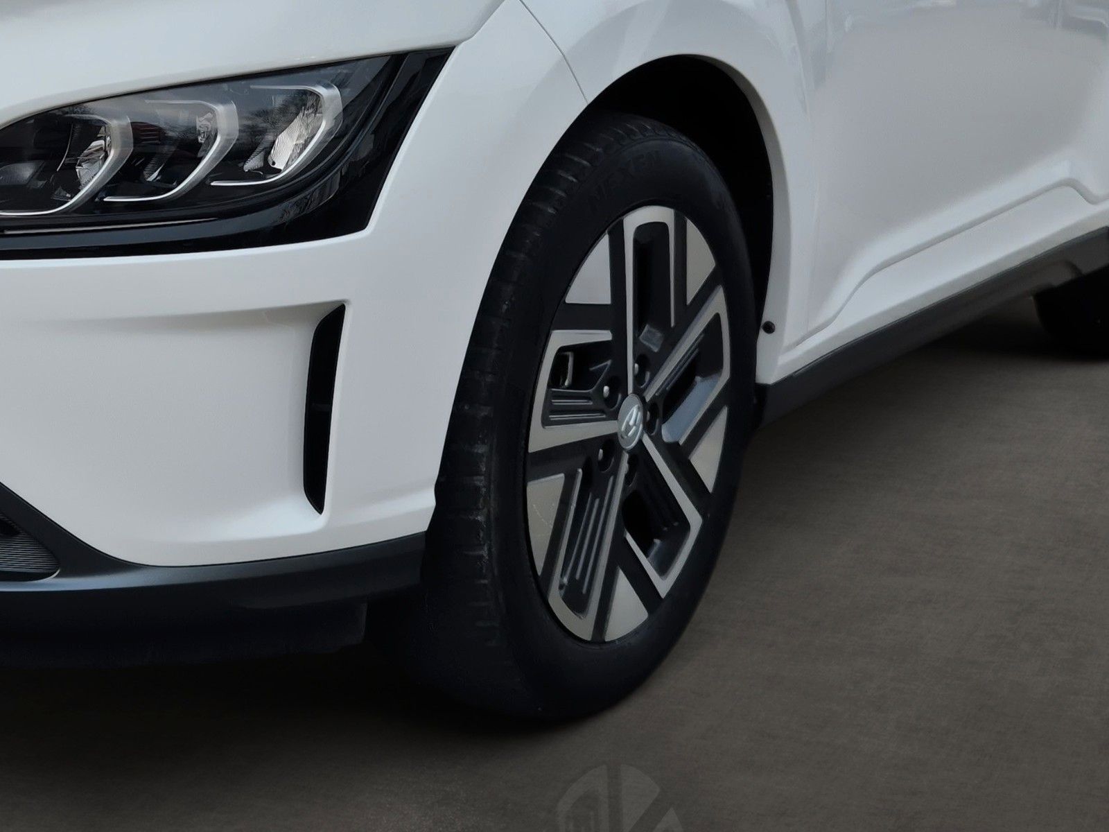 Fahrzeugabbildung Hyundai KONA Elektro Trend 11KW 136PS/Navi/Abstandst.