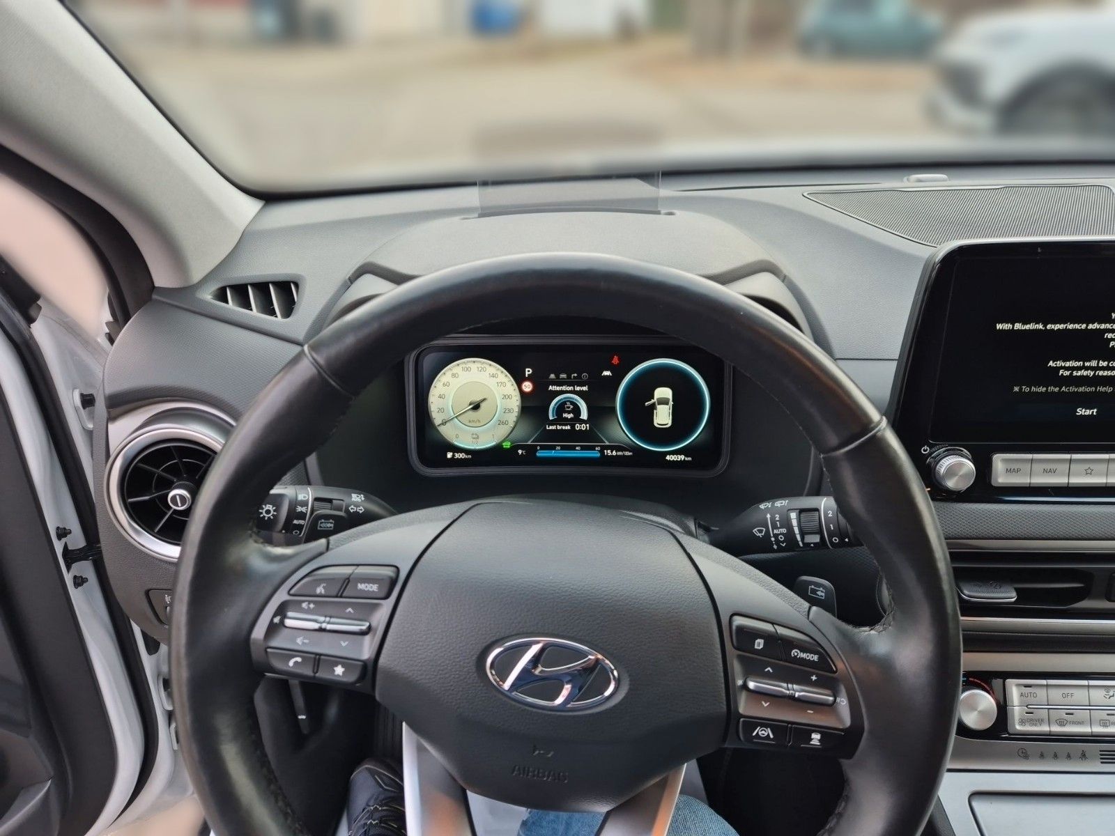 Fahrzeugabbildung Hyundai KONA Elektro Trend 11KW 136PS/Navi/Abstandst.