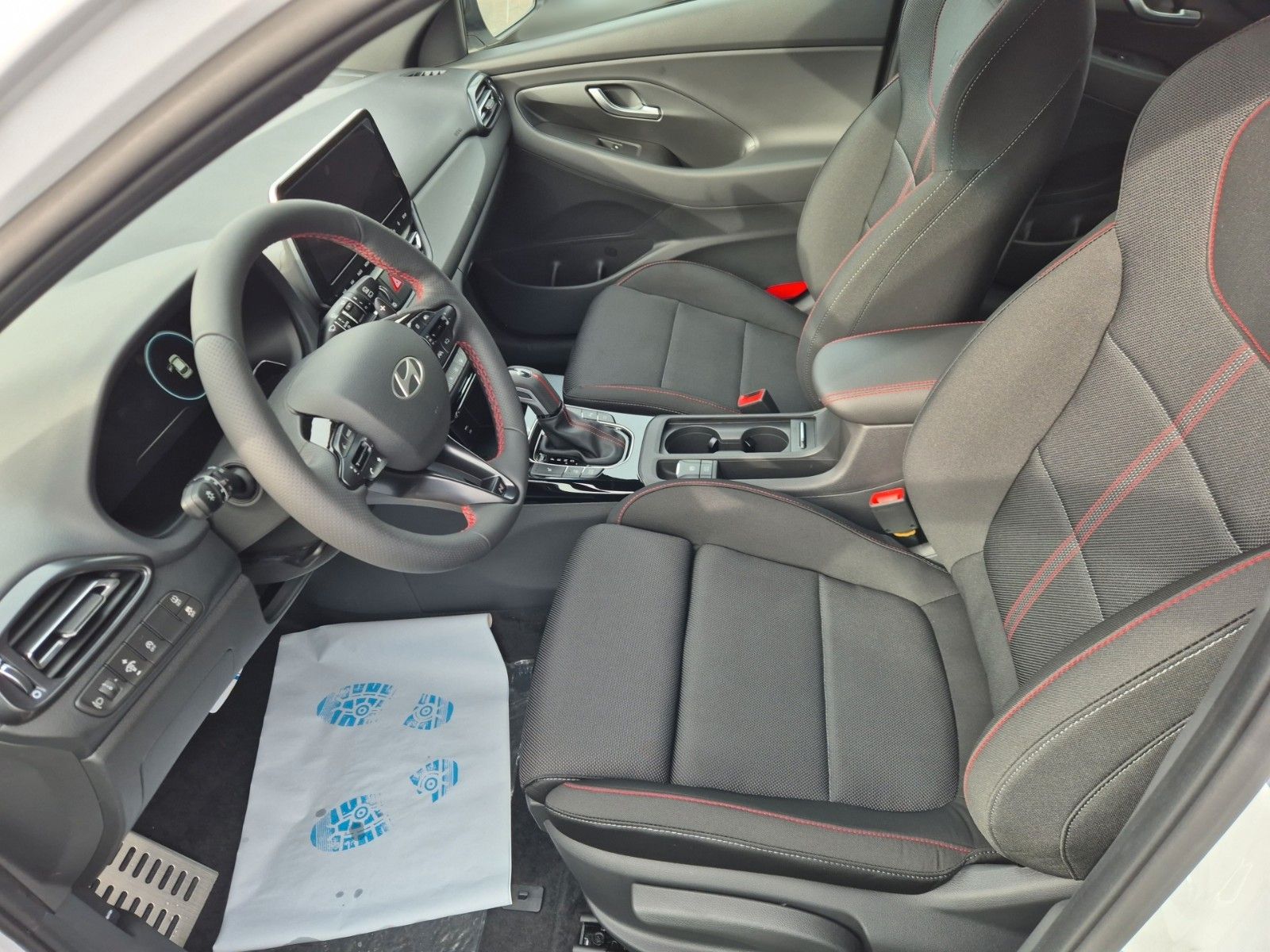 Fahrzeugabbildung Hyundai i30 N Line Mild-Hybrid 7-DCT 150PS Navi/LED