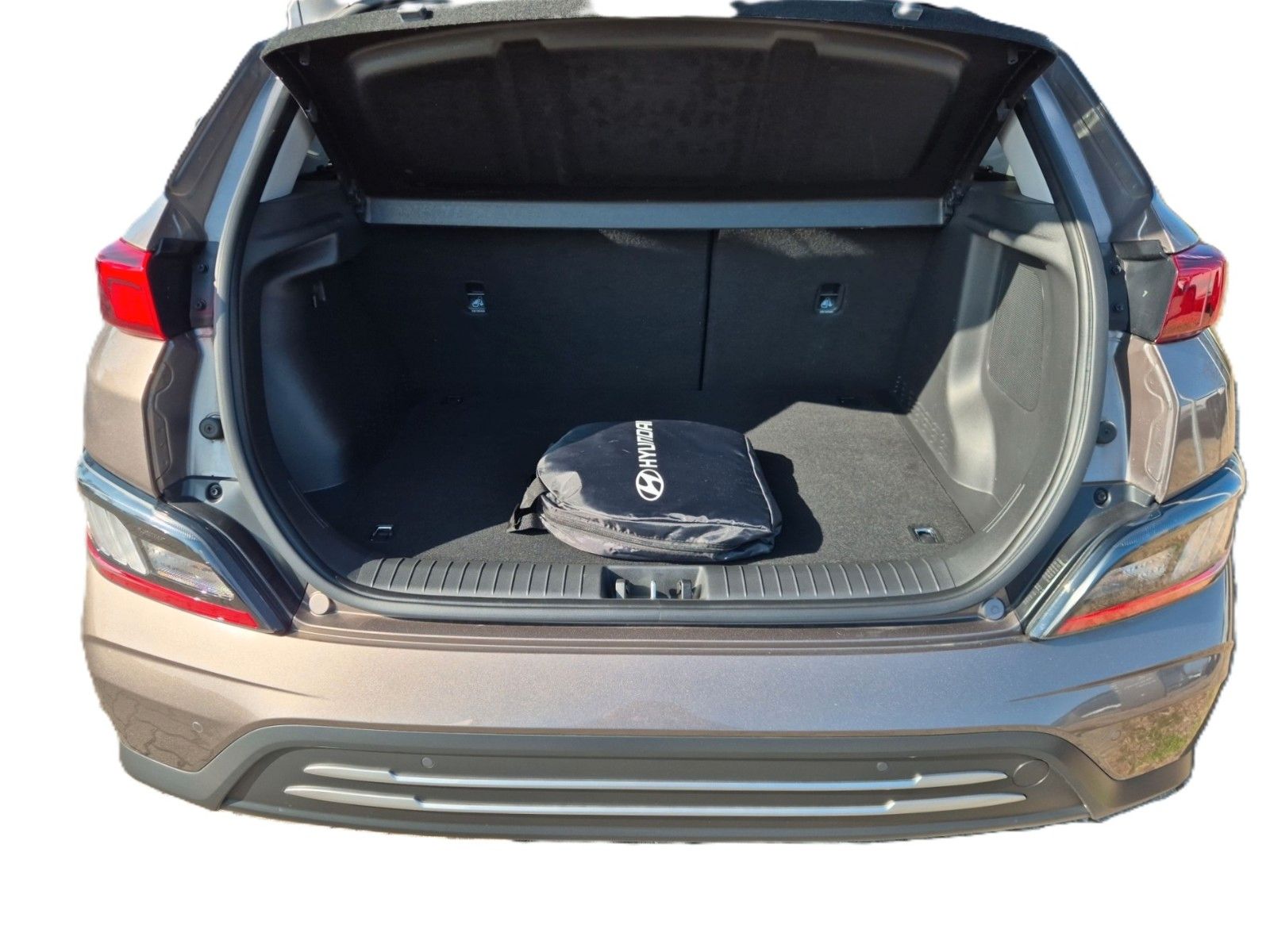 Fahrzeugabbildung Hyundai KONA Elektro 150KW PREMIUM 3 phasig/LED/Navi/