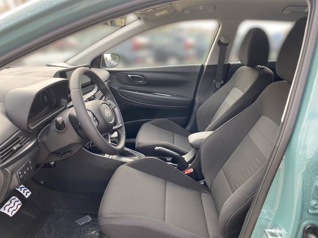 Fahrzeugabbildung Hyundai BAYON Trend 2WD 7-DCT Navi LED Sitzheizung