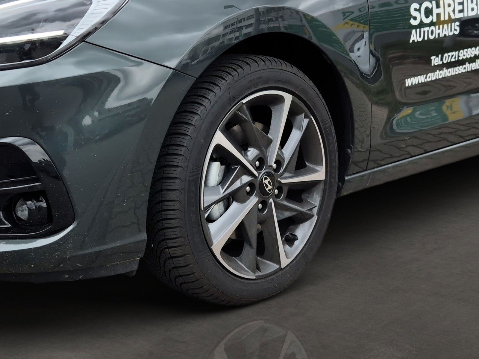 Fahrzeugabbildung Hyundai i30 Kombi Advantage+ 140PS 7-DCT Navi/LED/Sitzh.