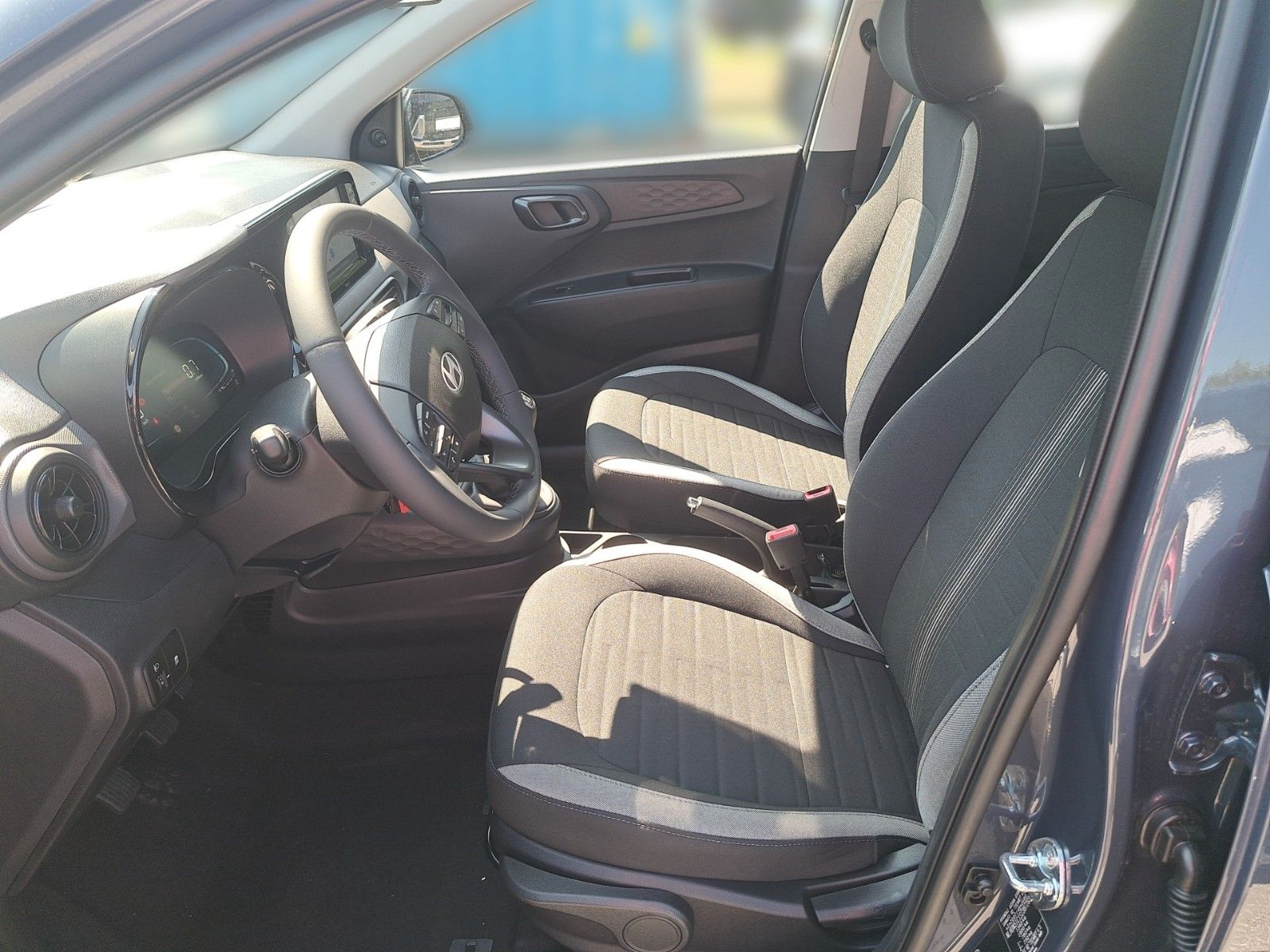 Fahrzeugabbildung Hyundai i10 Select Navigationssys./Freisprecheinrichtung