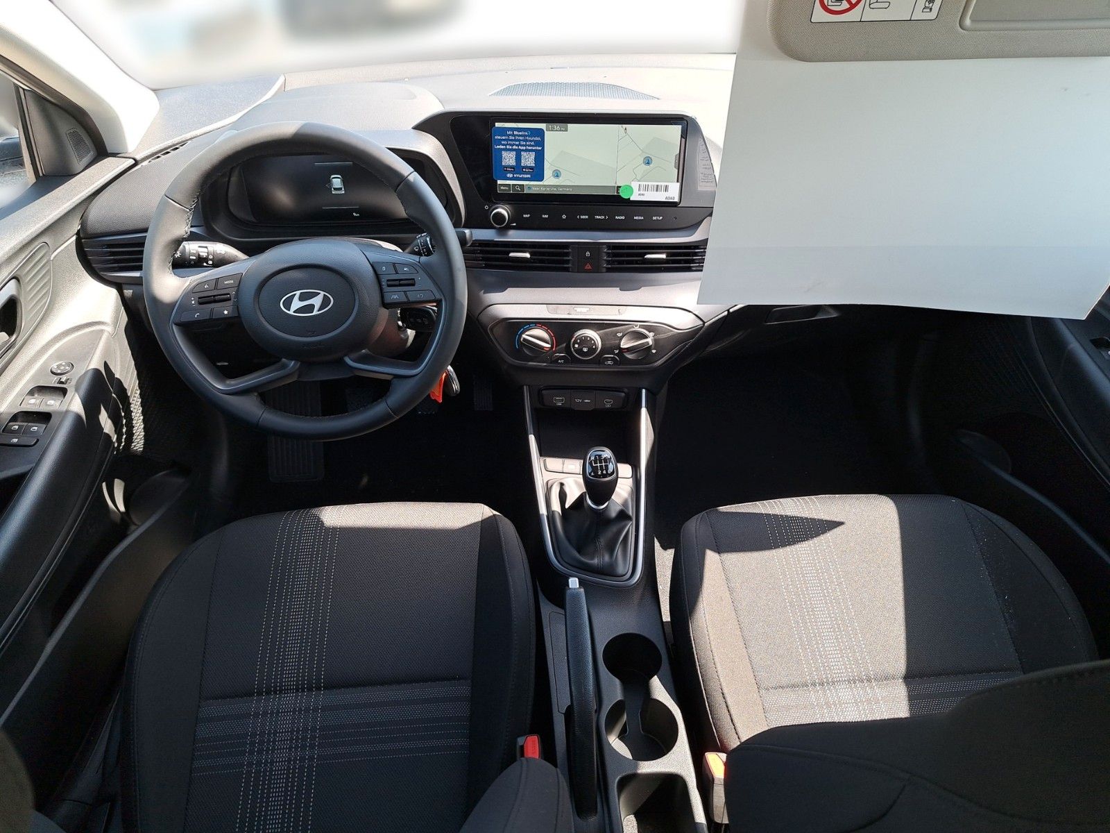 Fahrzeugabbildung Hyundai i20 Select 6-MT 90PS Navi/Kamera/Freisprech.